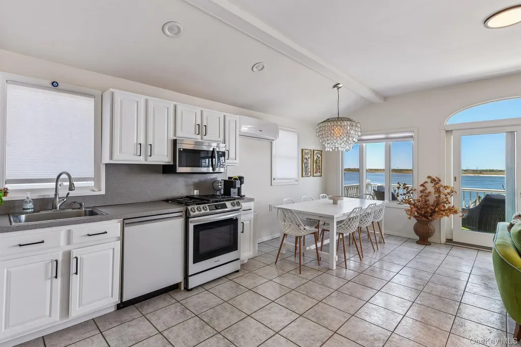 746 W Bay Drive Long Beach NY 11561
