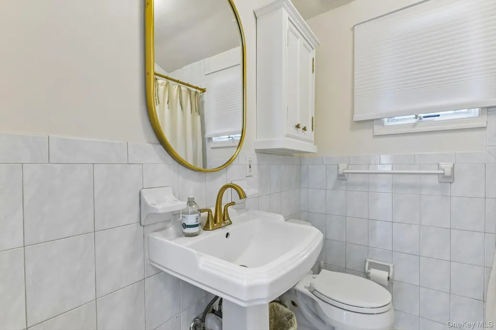 746 W Bay Drive Long Beach NY 11561