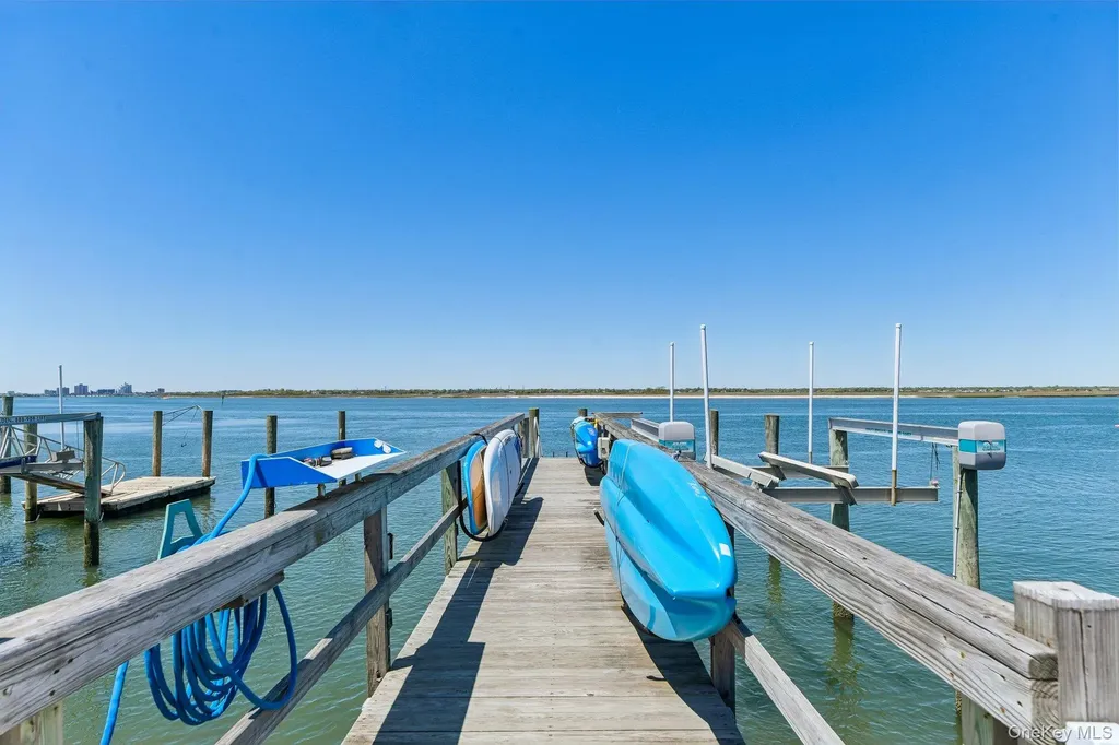 746 W Bay Drive Long Beach NY 11561