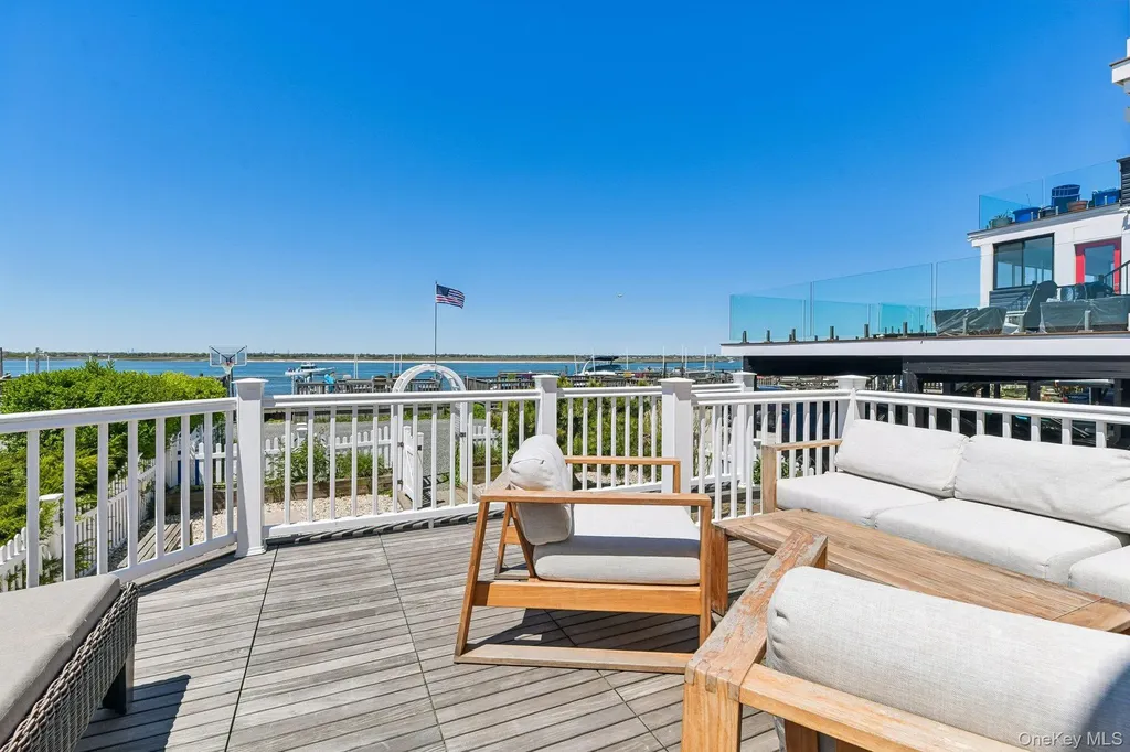 746 W Bay Drive Long Beach NY 11561