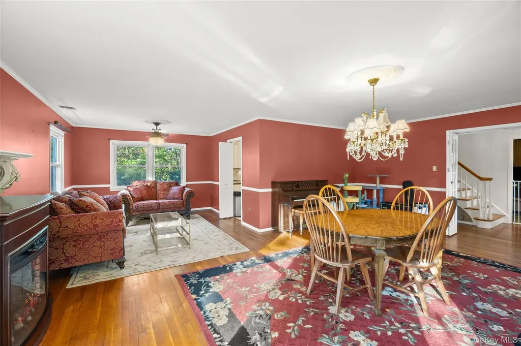 15 Oxbow Road Patchogue NY 11772