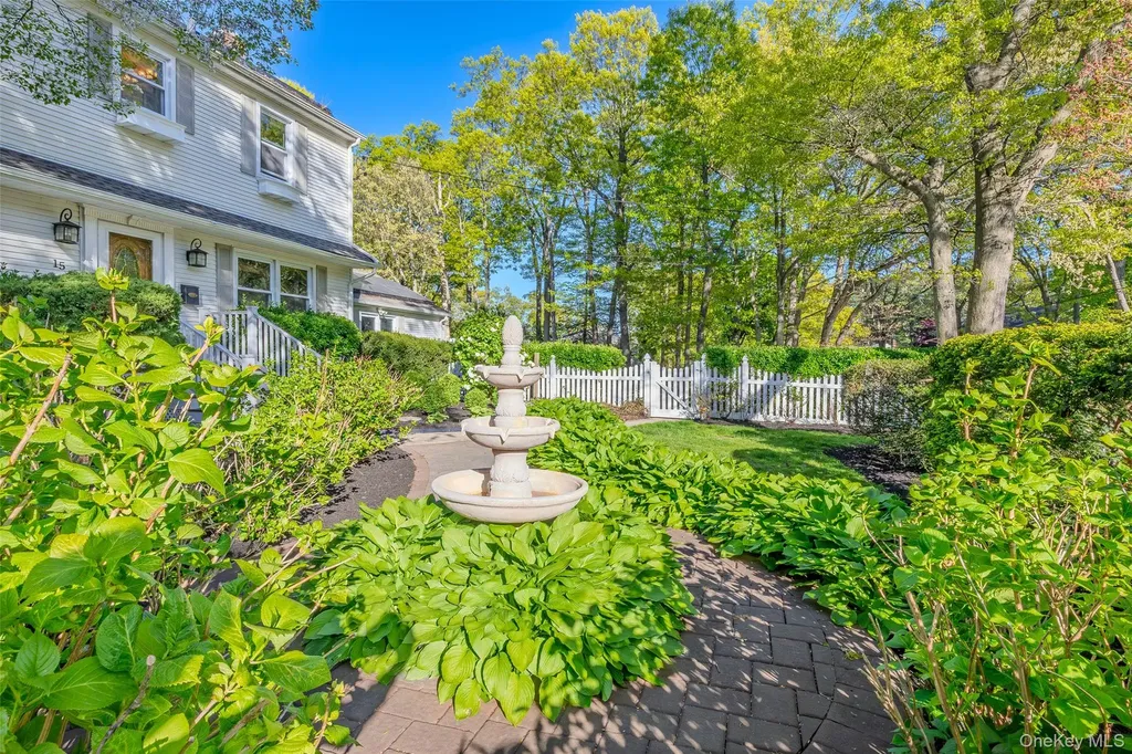 15 Oxbow Road Patchogue NY 11772