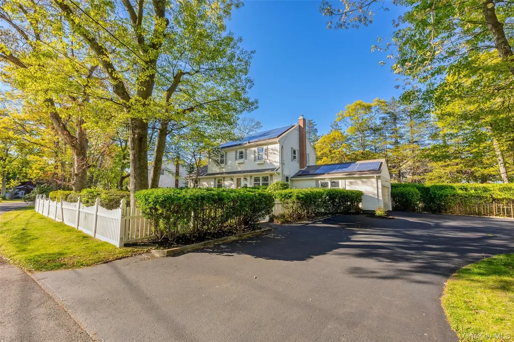 15 Oxbow Road Patchogue NY 11772