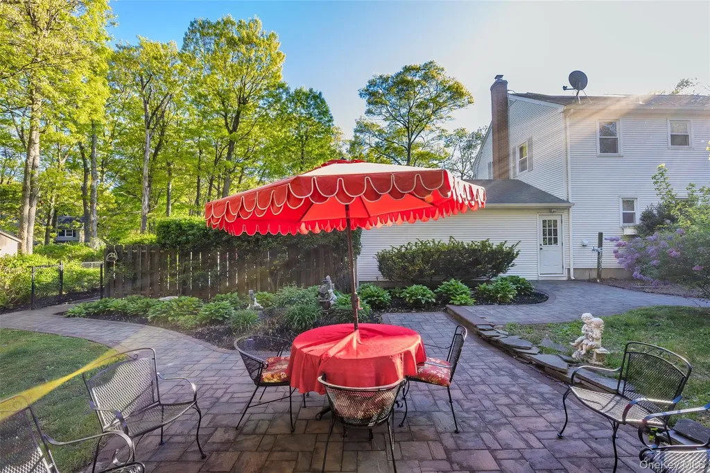 15 Oxbow Road Patchogue NY 11772