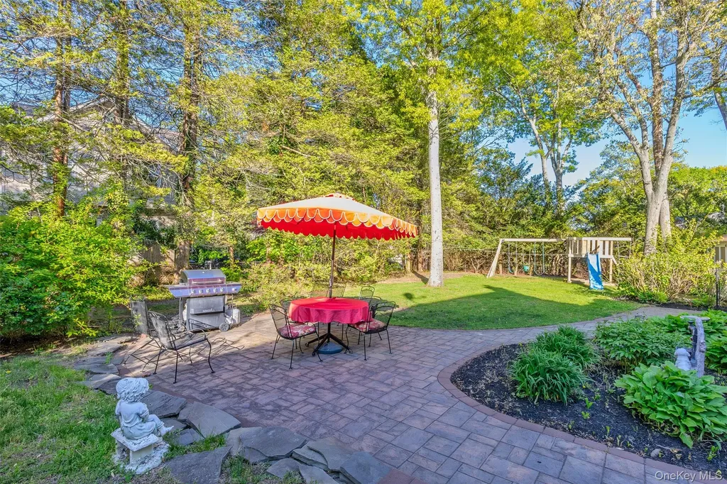 15 Oxbow Road Patchogue NY 11772