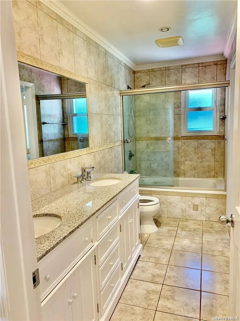 25 Mellow Lane Jericho NY 11753