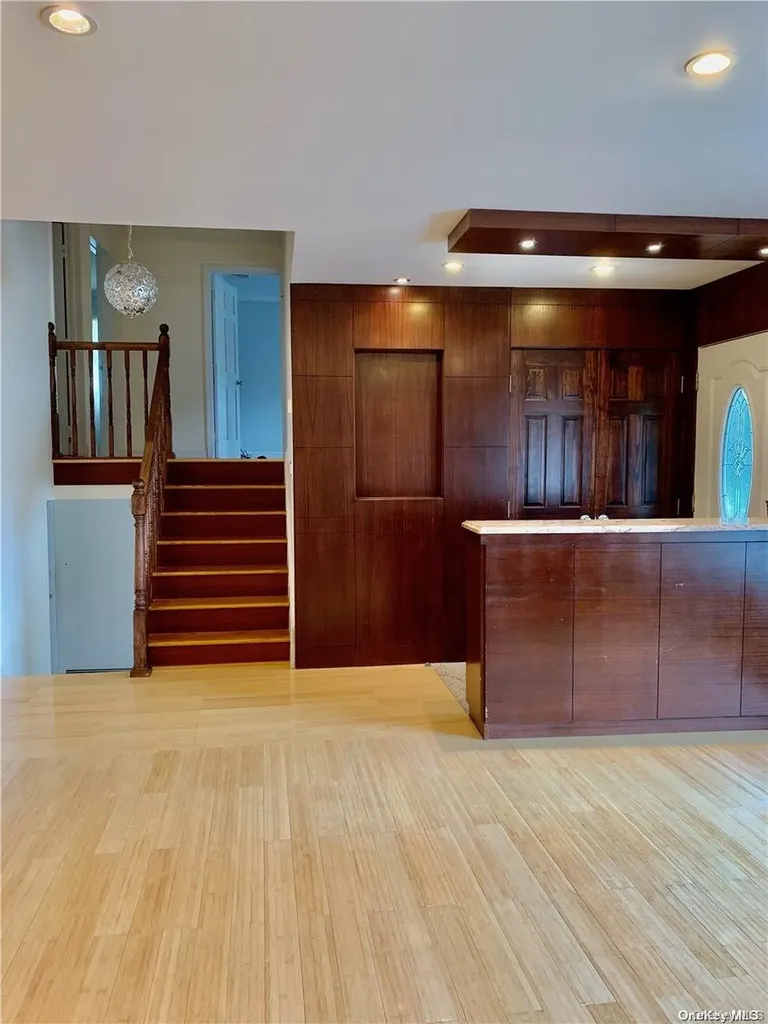 25 Mellow Lane Jericho NY 11753