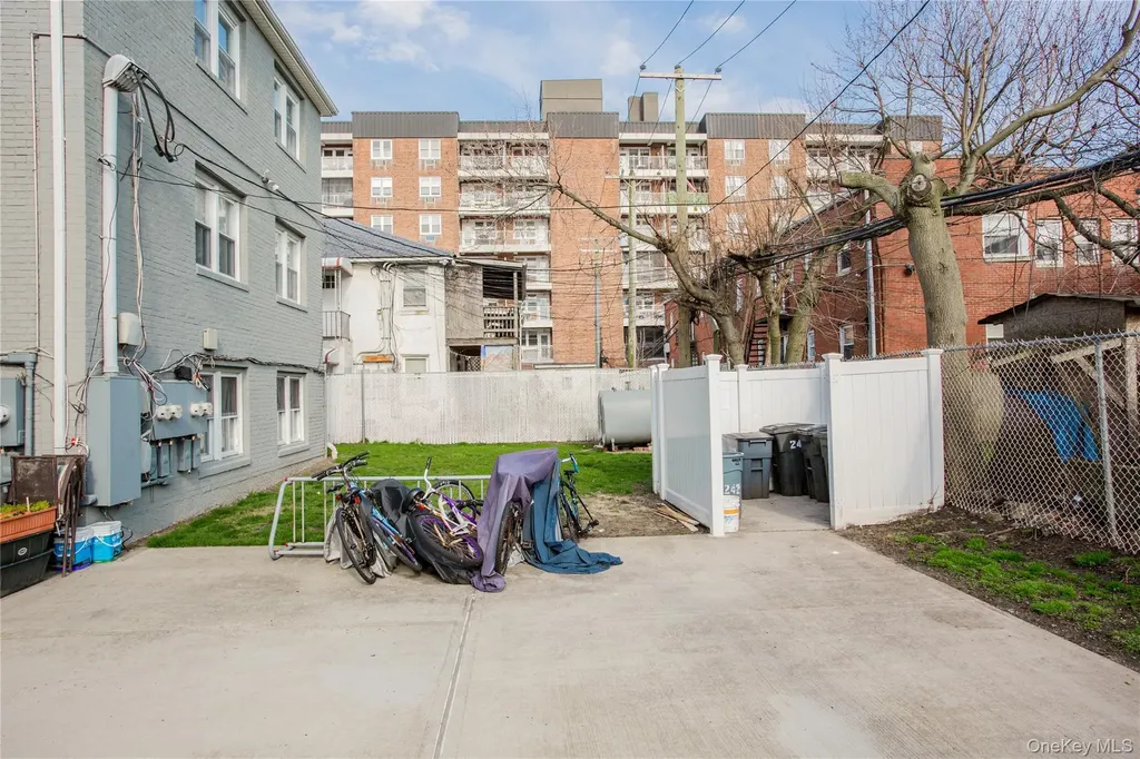248 E Broadway Long Beach NY 11561