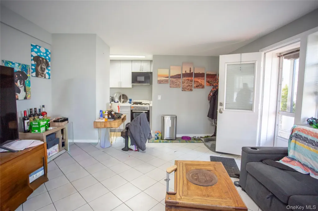 248 E Broadway Long Beach NY 11561