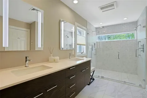 415 Heritage Hills Somers NY 10589