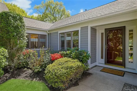 415 Heritage Hills Somers NY 10589