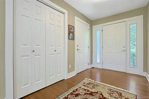415 Heritage Hills Somers NY 10589