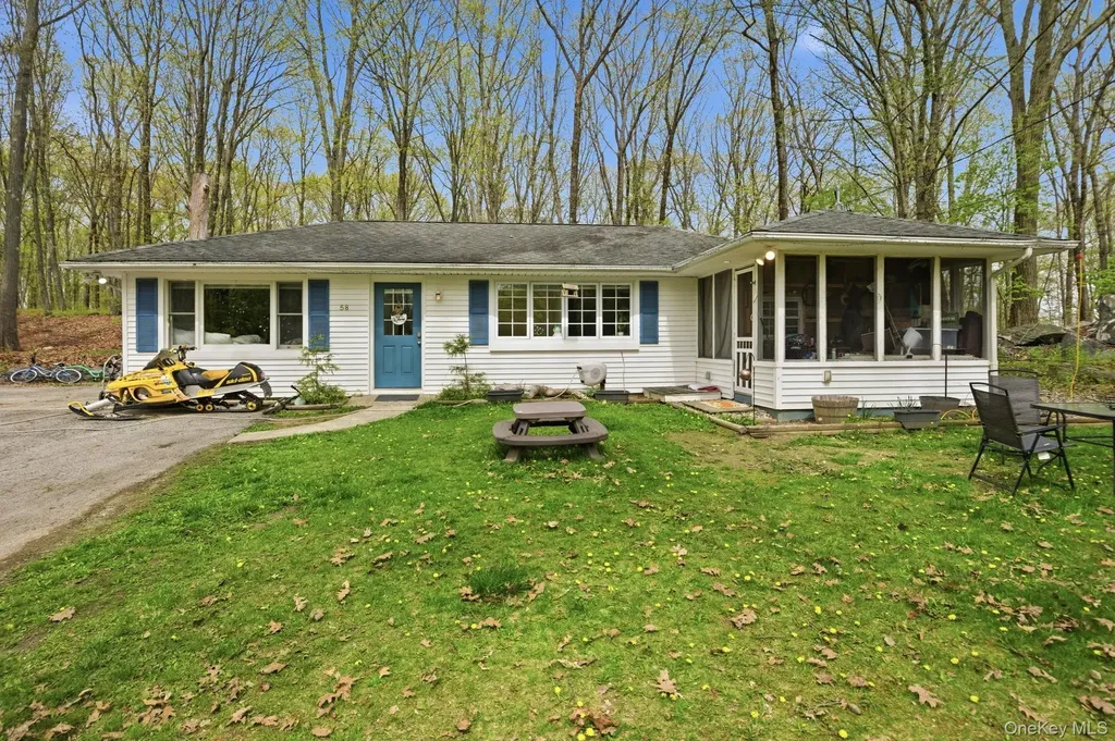54-58 De Liso Lane Mahopac NY 10541