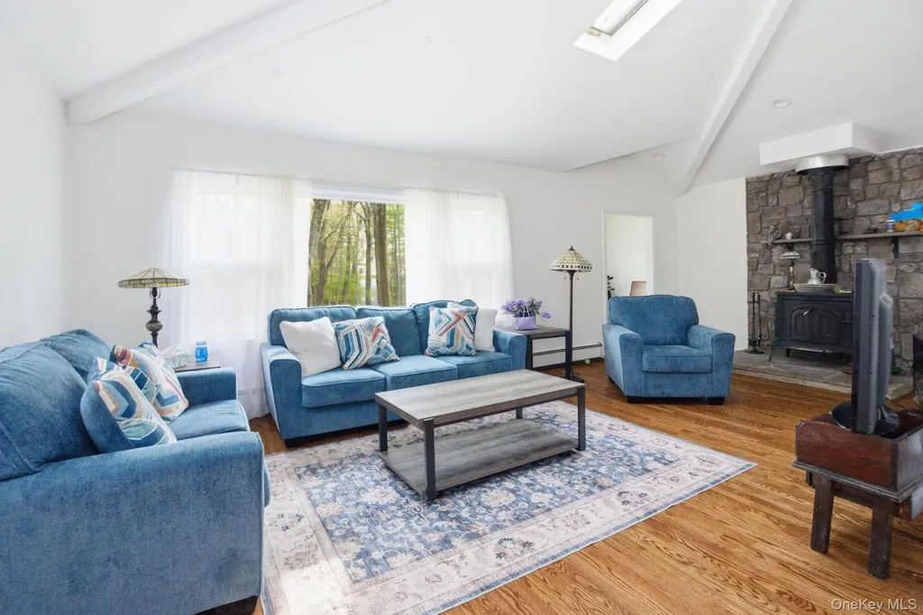 54-58 De Liso Lane Mahopac NY 10541