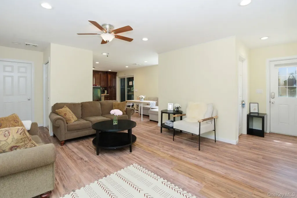54-58 De Liso Lane Mahopac NY 10541