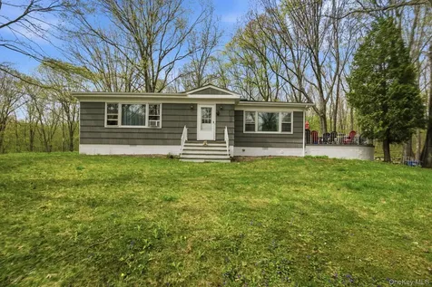 54-58 De Liso Lane Mahopac NY 10541