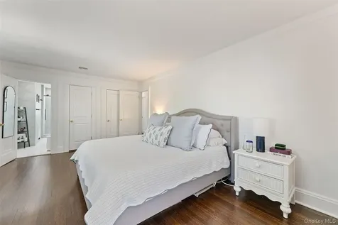 301 Bronxville Road Bronxville NY 10708