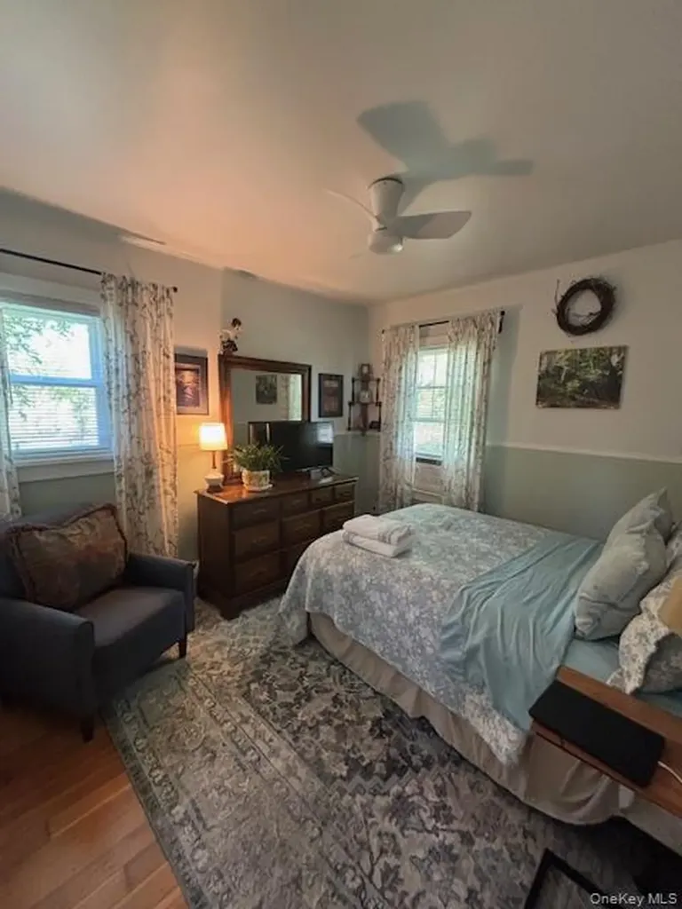 29 E Kerley Corners Red Hook NY 12571