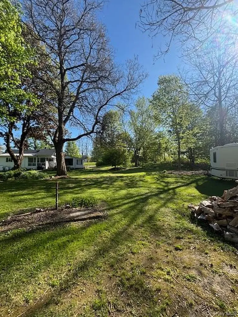 29 E Kerley Corners Red Hook NY 12571