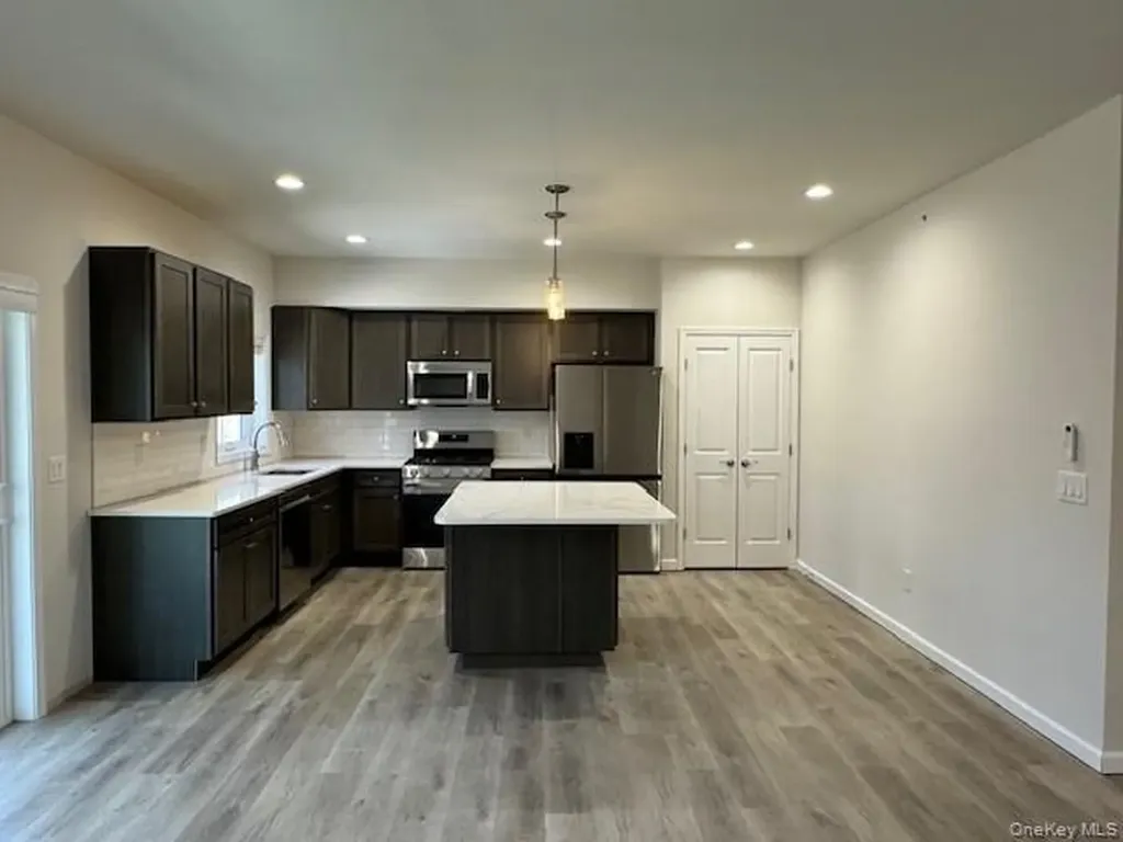 2 South Hills Way Wappingers Falls NY 12590