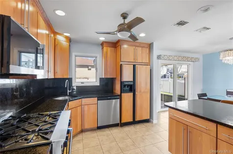 2335 Grand Avenue Bellmore NY 11710