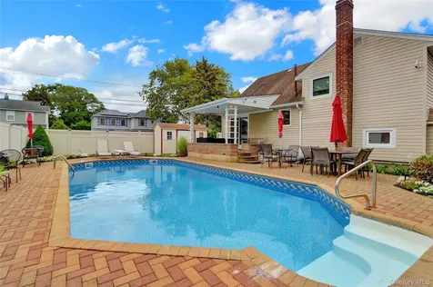2335 Grand Avenue Bellmore NY 11710