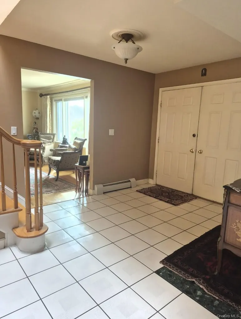 14 Bubenko Drive Garnerville NY 10923