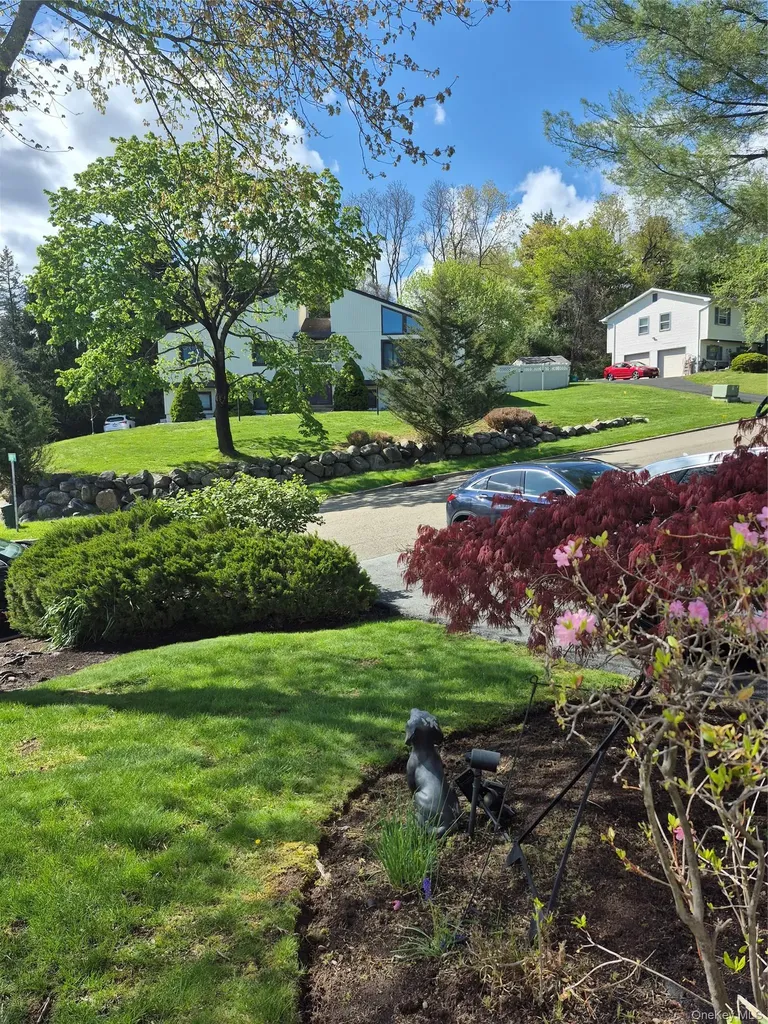 14 Bubenko Drive Garnerville NY 10923