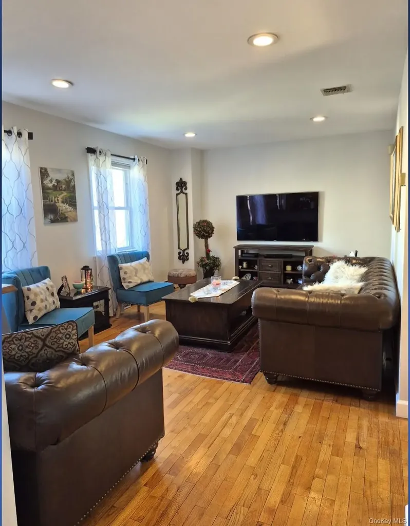 14 Bubenko Drive Garnerville NY 10923