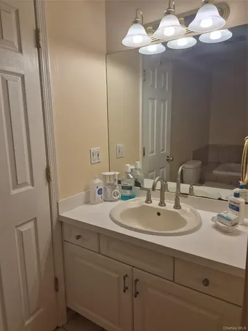 14 Bubenko Drive Garnerville NY 10923