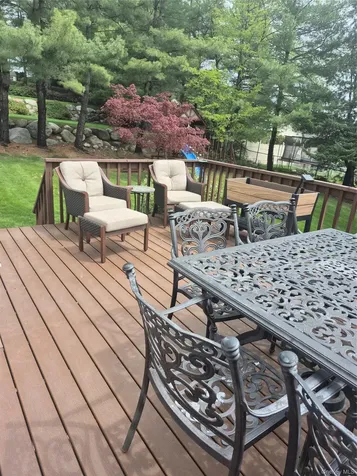 14 Bubenko Drive Garnerville NY 10923