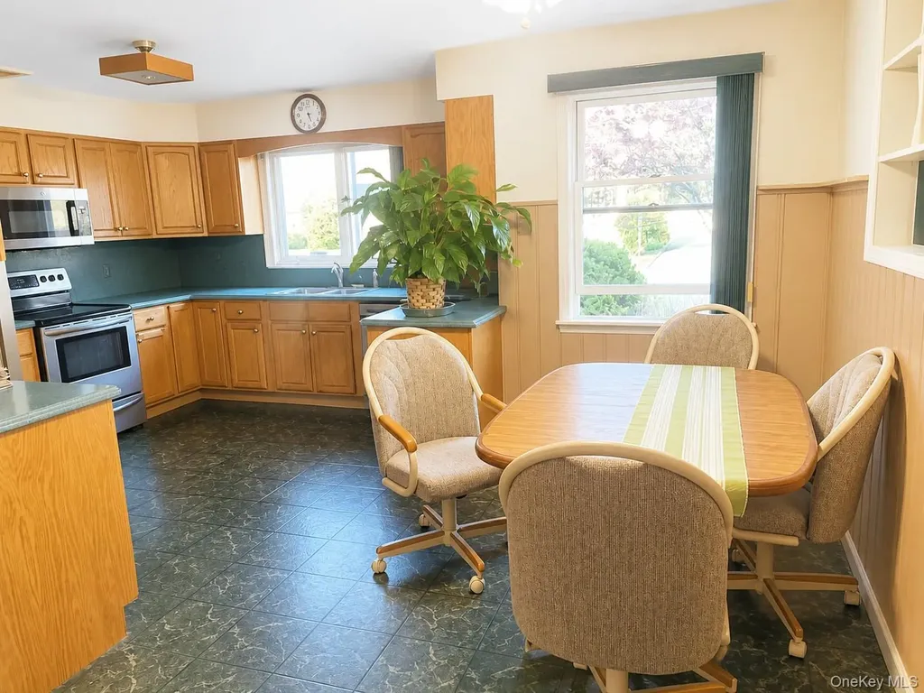 370 Washington Avenue Patchogue NY 11772