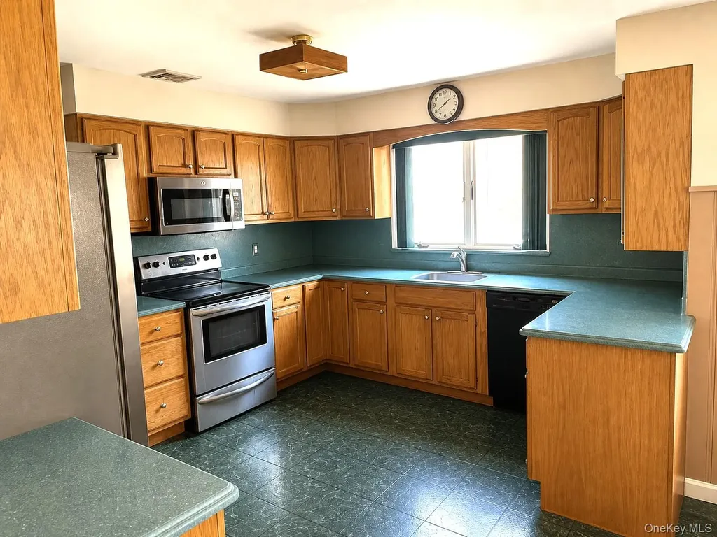 370 Washington Avenue Patchogue NY 11772