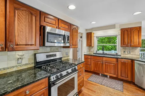54 Hillside Avenue Mount Kisco NY 10549