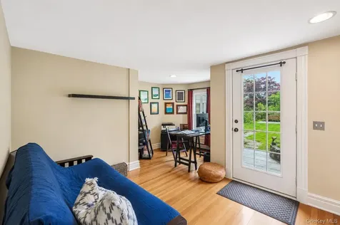 54 Hillside Avenue Mount Kisco NY 10549