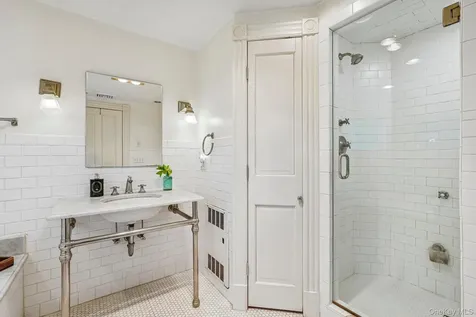 54 Hillside Avenue Mount Kisco NY 10549