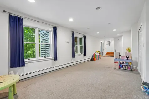 54 Hillside Avenue Mount Kisco NY 10549