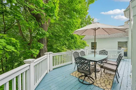 54 Hillside Avenue Mount Kisco NY 10549