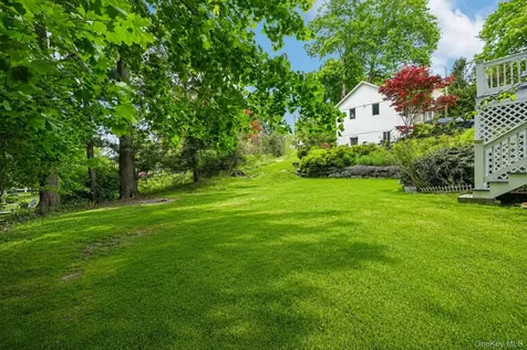 54 Hillside Avenue Mount Kisco NY 10549