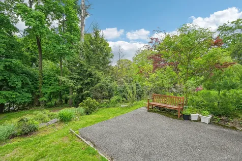 54 Hillside Avenue Mount Kisco NY 10549