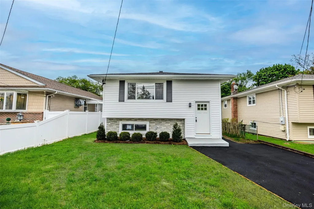 66 4th Avenue Westbury NY 11590