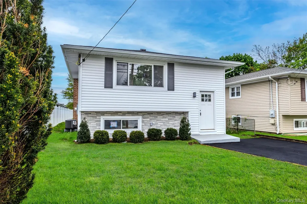 66 4th Avenue Westbury NY 11590