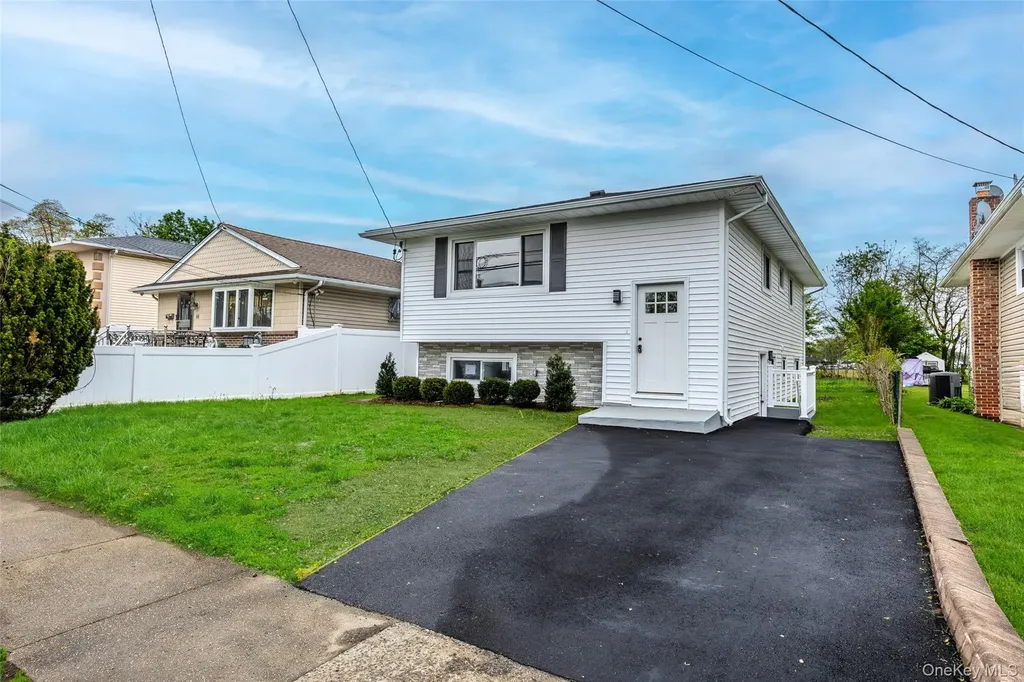 66 4th Avenue Westbury NY 11590