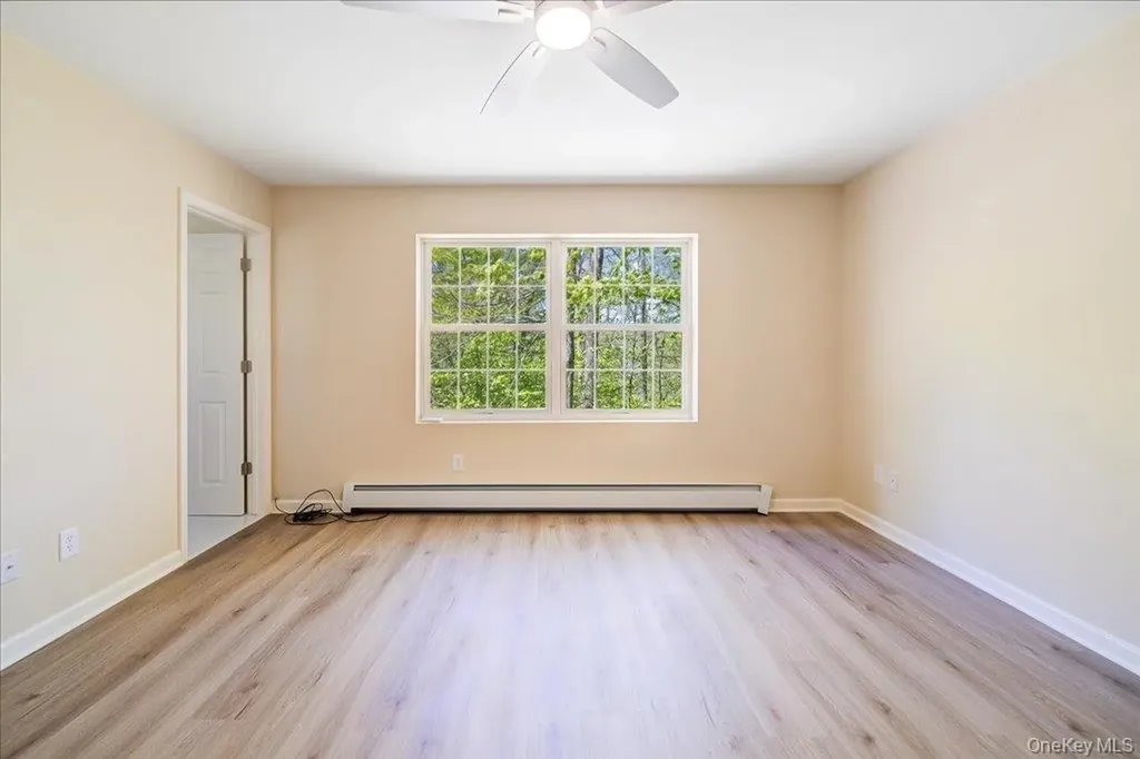 13 Hermanette Avenue Middletown NY 10940