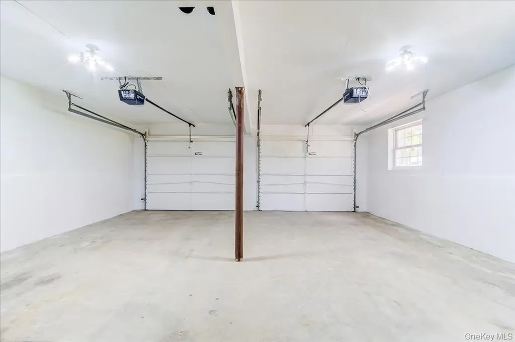 13 Hermanette Avenue Middletown NY 10940