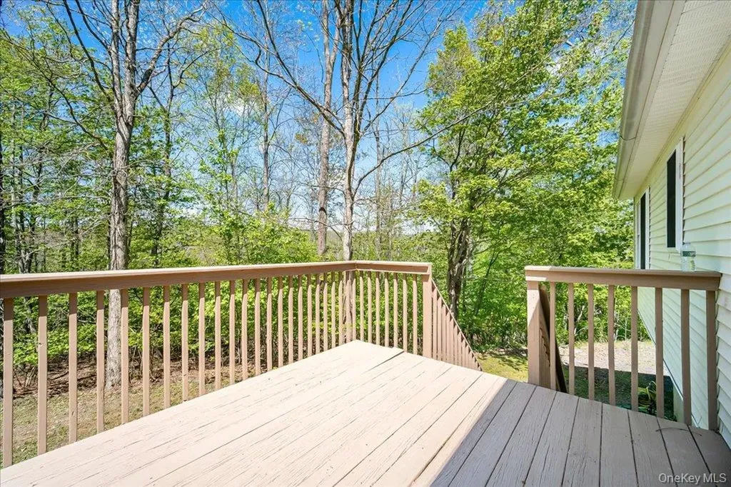 13 Hermanette Avenue Middletown NY 10940