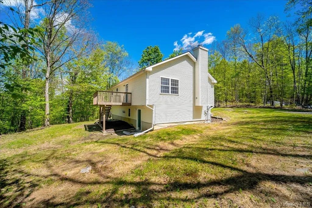 13 Hermanette Avenue Middletown NY 10940