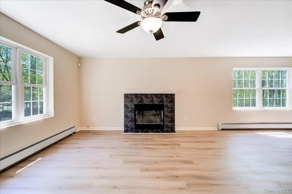 13 Hermanette Avenue Middletown NY 10940