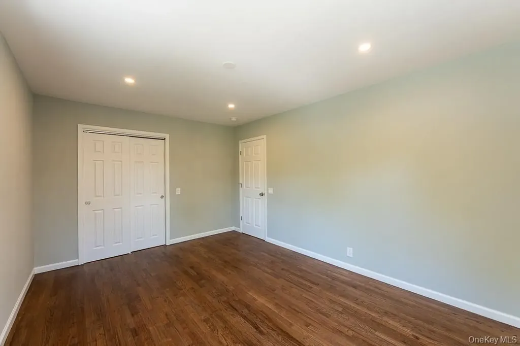 22 Oriole Drive Poughkeepsie NY 12601
