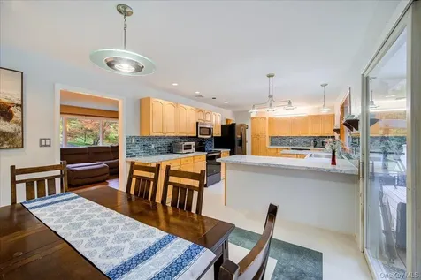 9 Van Vlack Road Hopewell Junction NY 12533